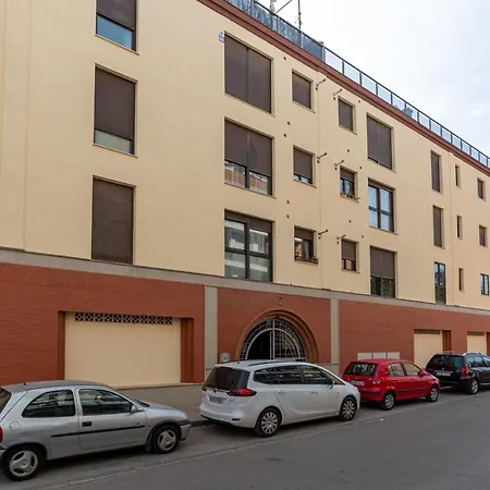 Principe De Asturias Parking Privado アパート *